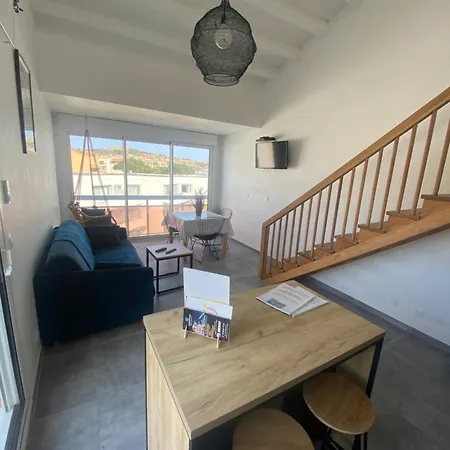 Duplex Direct Διαμέρισμα